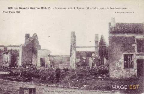 Maisons détruites (Mandres-aux-Quatre-Tours)